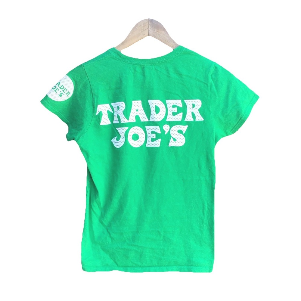 Trader Joe's Crew Member Employee T-Shirt Women's Small Green Graphic Tee